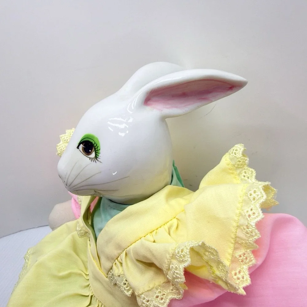 Rare Vintage Goebel Bunnyworth Mrs Azalea Porcelain Rabbit Doll 1993 9